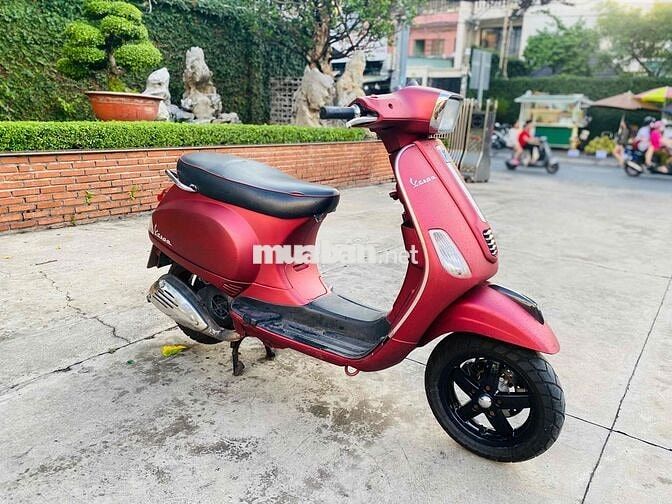 THANH LÝ XE VESPA 3V đèn vuông 2013