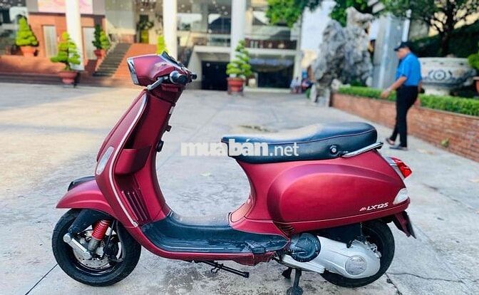 THANH LÝ XE VESPA 3V đèn vuông 2013
