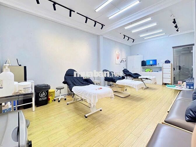 SIÊU PHẨM MẶT TIỀN NGUYỄN THỊ MINH KHAI – NGANG 8M – NHÀ MỚI ĐẸP