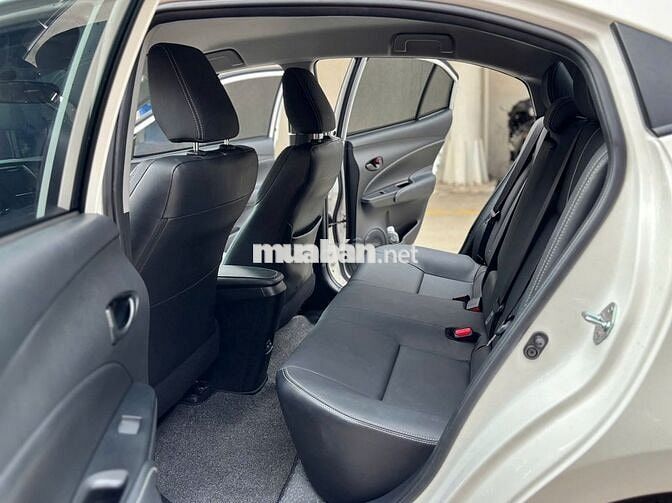 Toyota Vios E CVT 2025 Trắng 6822 km