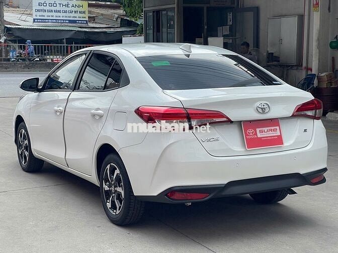 Toyota Vios E CVT 2025 Trắng 6822 km