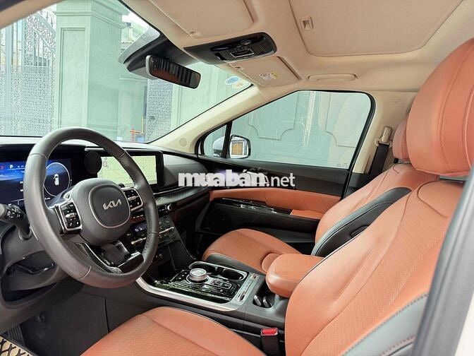 Kia Carnival Signature 2024 Trắng 17.000 km