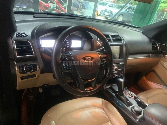 Bán xe EXPLORER 2017 chính chủ xe đẹp! 