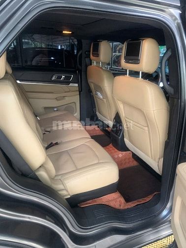 Bán xe EXPLORER 2017 chính chủ xe đẹp! 