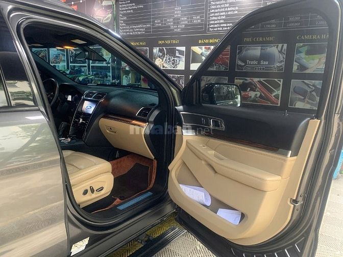 Bán xe EXPLORER 2017 chính chủ xe đẹp! 