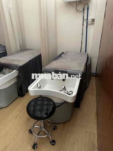 sang tiệm nails gội dưỡng sinh mặt bằng góc 2 mặt tiền