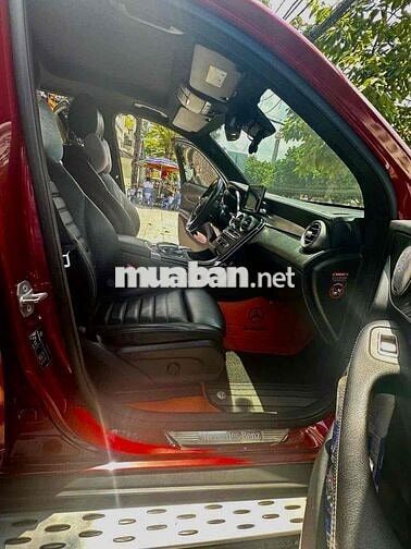Định Cư Chia Tay EmMercedes GLC 300 4Matic 2018 Đỏ
