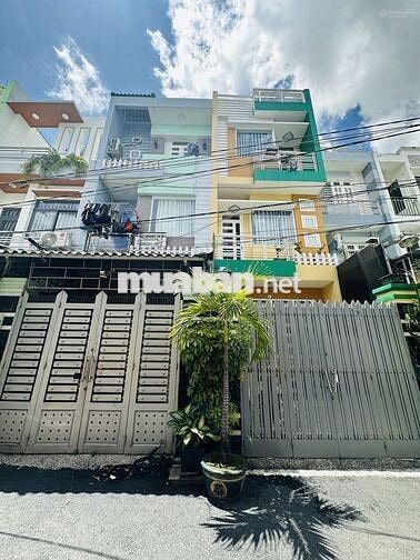 Cho thuê nhà nguyên căn  1T3L đường số 18, ngay công viên Làng Hoa