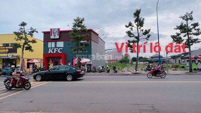 Bán đất 2.000m mặt tiền Lê Thị Hà Hóc Môn TP. HCM, có 500 thổ cư.