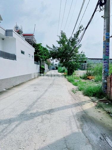 Bán đất 2.000m mặt tiền Lê Thị Hà Hóc Môn TP. HCM, có 500 thổ cư.