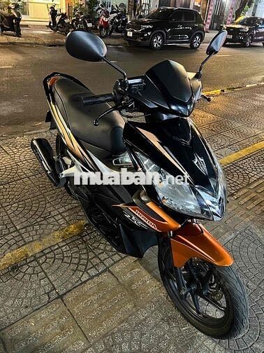 Honda Air Blade Đen cam