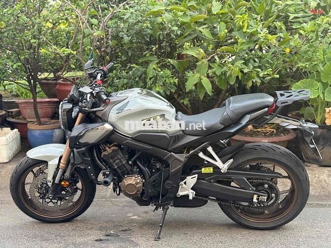 Honda CB650R 2021 Xám Côn tay