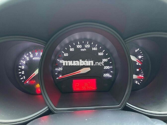 Kia Rio 2016 AT bản nhập Hàn