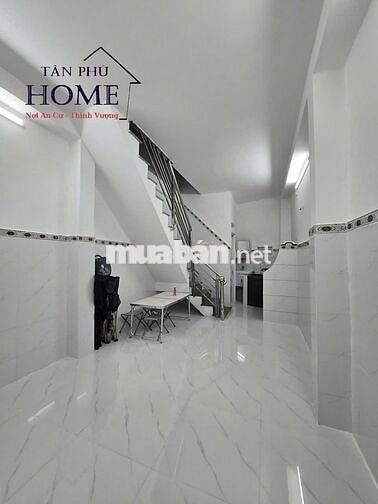 Mặt Tiền Kinh Doanh ĐỖ NHUẬN, 2 Tấm, 3 x 8m, 1 Phòng Suốt, 2 wc