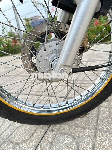 Xe Lướt Husky 125 Đen 5000 km BSTP