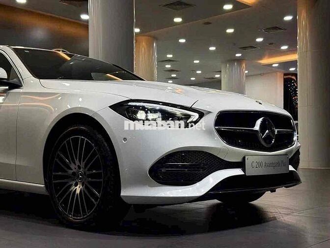 Mercedes Benz C Class 2025 C200 Avantgarde Plus V4
