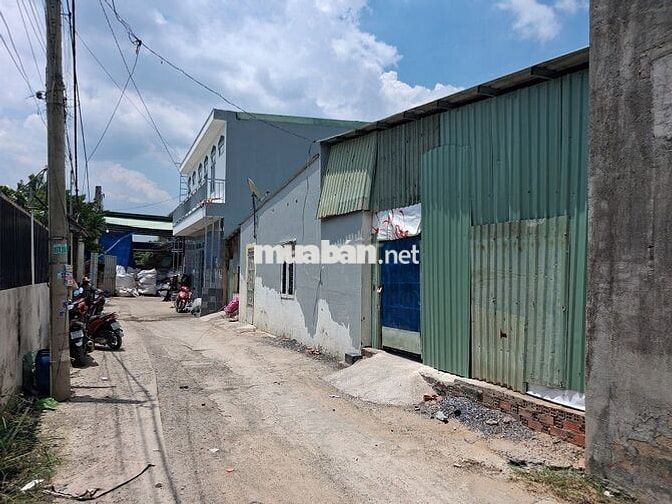 Cho thuê nhà cấp 4 _ 3pn (6m x 14m) ngay cầu Bình Thuận, Hà duy Phiên 