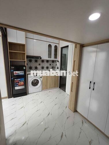 Căn hộ Studio 2n Ngõ 95 Cự Lộc 6tr3- 7tr2