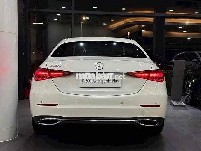 Mercedes Benz C Class 2025 C200 Avantgarde Plus V4
