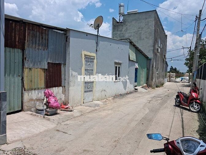 Cho thuê nhà cấp 4 _ 3pn (6m x 14m) ngay cầu Bình Thuận, Hà duy Phiên 
