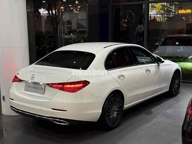 Mercedes Benz C Class 2025 C200 Avantgarde Plus V4