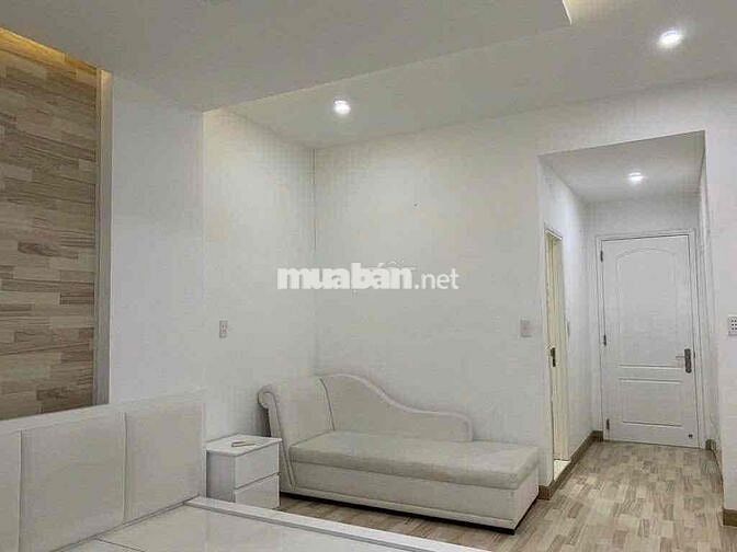 NC Quận 4 , sân thượng , full nội thất , full tiện ích , 4PN
