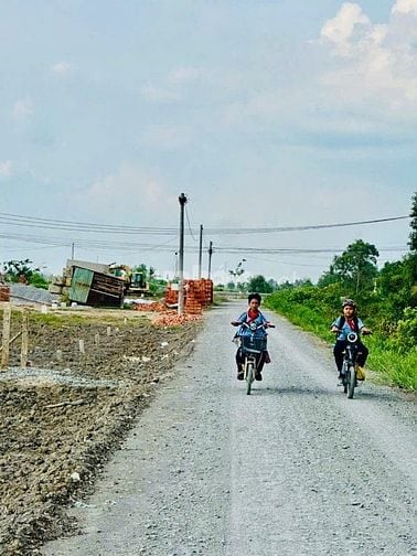 Bán đất tại Đường Tỉnh Lộ 818, Long An, 550 triệu, 150 mv thổ cư .