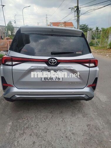 Toyota Veloz Cross Top 2022 70000 km Bạc