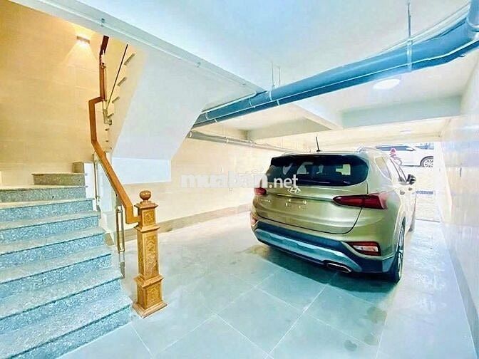SIÊU PHẨM ỐP KÍNH 132C Hoàng Việt, DTSD 500m2, Thang Máy, PCCC Đầy Đủ.