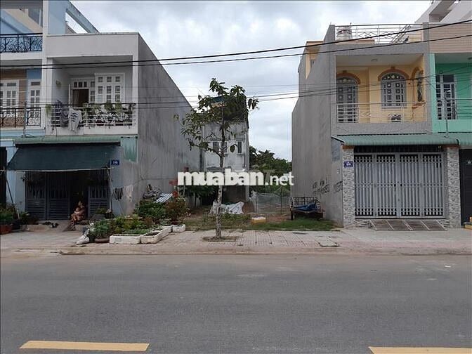Đất đẹp 200m2 KDC bao kinh doanh