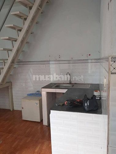 Phòng trọ 25m2 đường Gò Cát, Phú Hữu, Q9 cũ