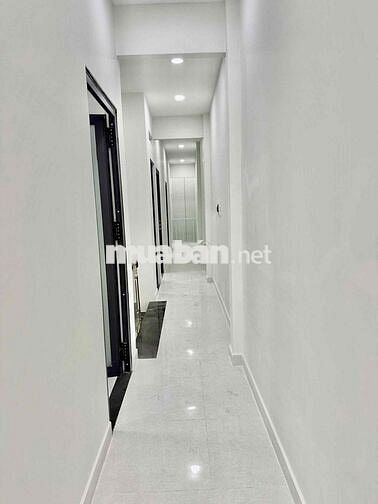 🏠 Nhà cho thuê khu C phạm Hùng  📡Vị trí: Hẻm xe 🚘🚘hơi ,Phạm Hùng | Giá