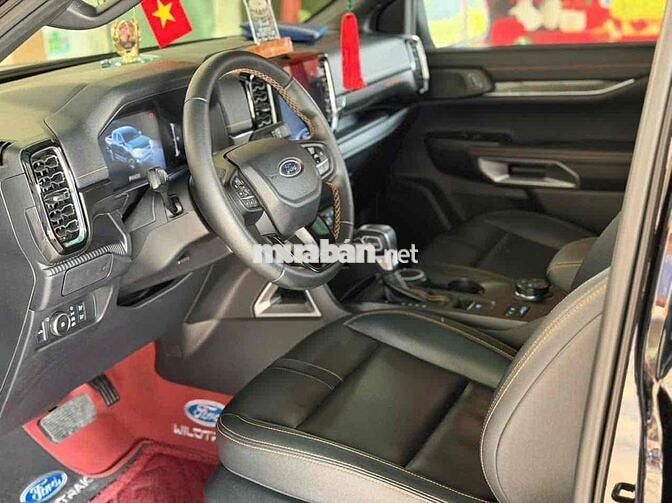 Ford Ranger Wildtrak 2024 Đen 25.000 km