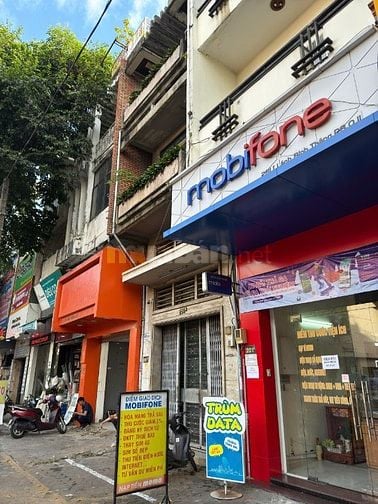 Nguyên căn MT Lãnh Binh Thăng. Diện tích : 4 x 20m. 4 tầng