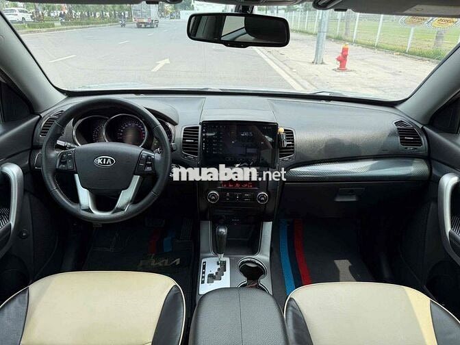 Kia Sorento 2012 Xăng Bạc