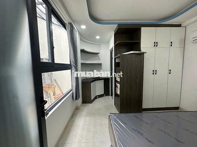 Phòng full nội thất gần quận 1