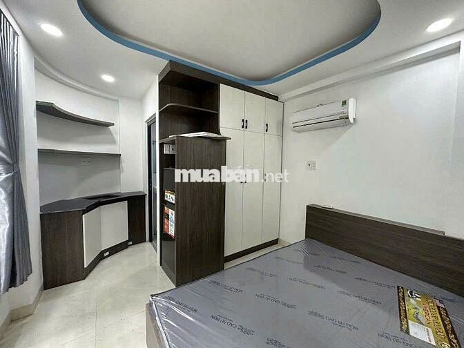 Phòng full nội thất gần quận 1