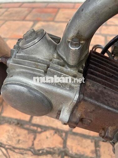 Honda SS50 Đỏ