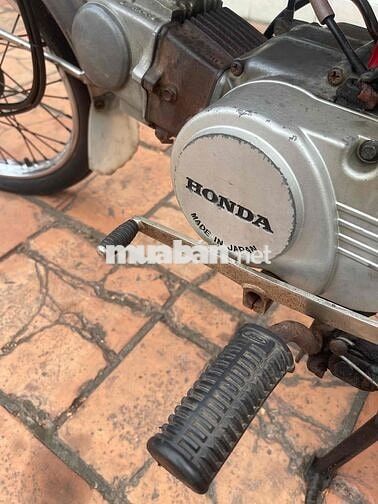 Honda SS50 Đỏ