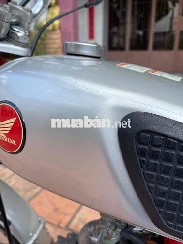 Honda SS50 Đỏ Bạc