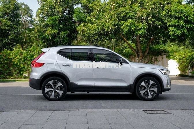Volvo XC40 2025 - BH/Bảo dưỡng Free 2030 - Bản Đủ