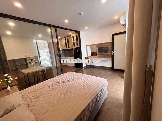 Thuê căn 1PN siêu đẹp ngay Phan Xích Long ban công thoáng sát Q1 Q3