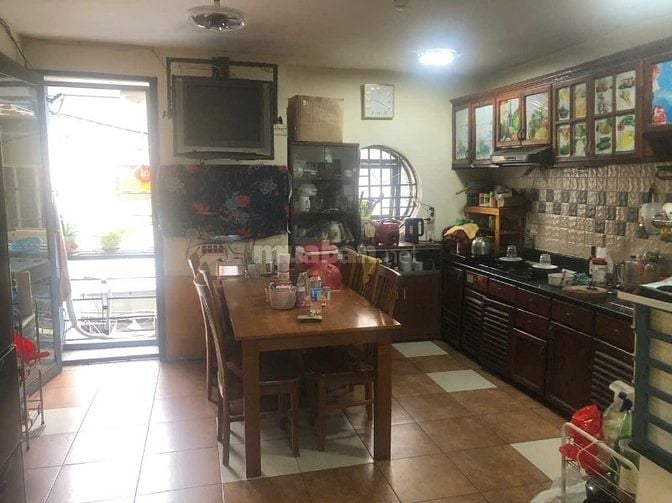Bán nhà mặt tiền tương lai Nguyễn Thượng Hiền Q3 dt 4,4x14m 5 tầng.