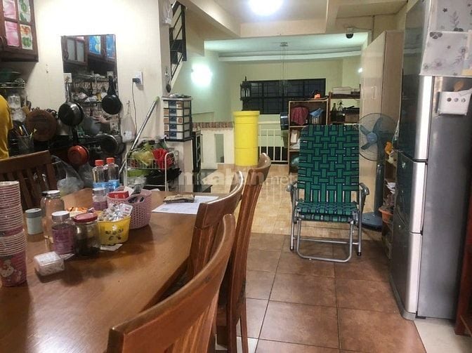 Bán nhà mặt tiền tương lai Nguyễn Thượng Hiền Q3 dt 4,4x14m 5 tầng.
