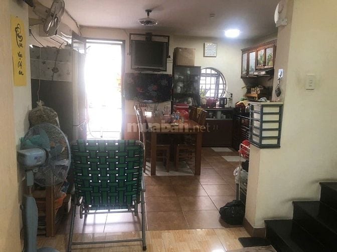 Bán nhà mặt tiền tương lai Nguyễn Thượng Hiền Q3 dt 4,4x14m 5 tầng.