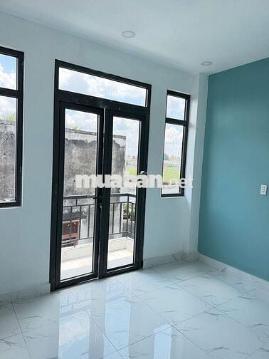 NHÀ Ở MỚI XÂY 100%-GẦN CHỢ, TRƯỜNG HỌC-KHU VỰC CẦU LỚN HÓC MÔN