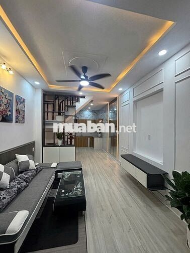 NHÀ Ở MỚI XÂY 100%-GẦN CHỢ, TRƯỜNG HỌC-KHU VỰC CẦU LỚN HÓC MÔN