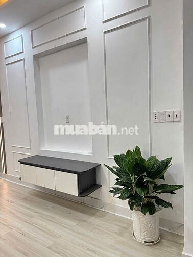 NHÀ Ở MỚI XÂY 100%-GẦN CHỢ, TRƯỜNG HỌC-KHU VỰC CẦU LỚN HÓC MÔN