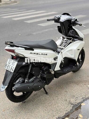 Honda Air Blade 2017 Trắng đen