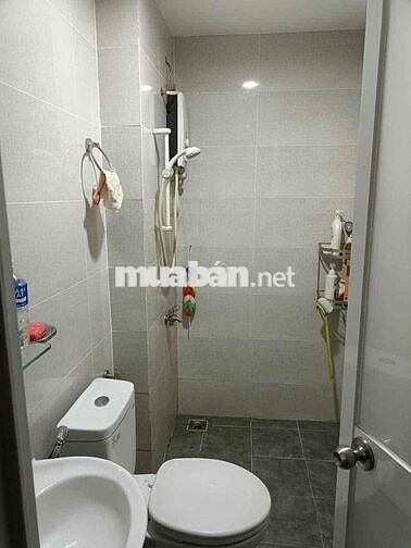 cho thuê lâu dài. Đối diện chung cư là trường Liên cấp Thới An
